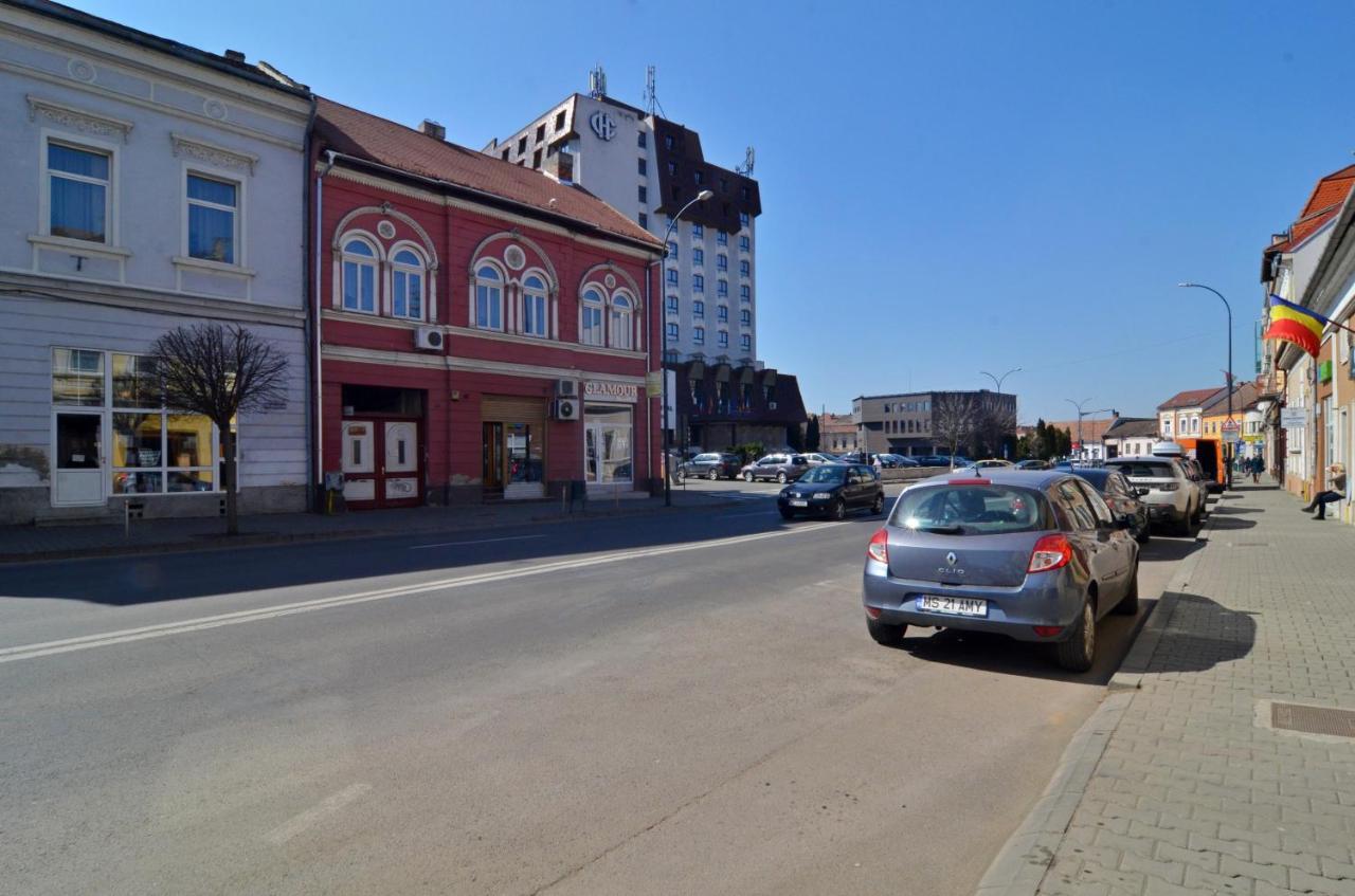 Apartament 11 Central Тыргу-Муреш Экстерьер фото